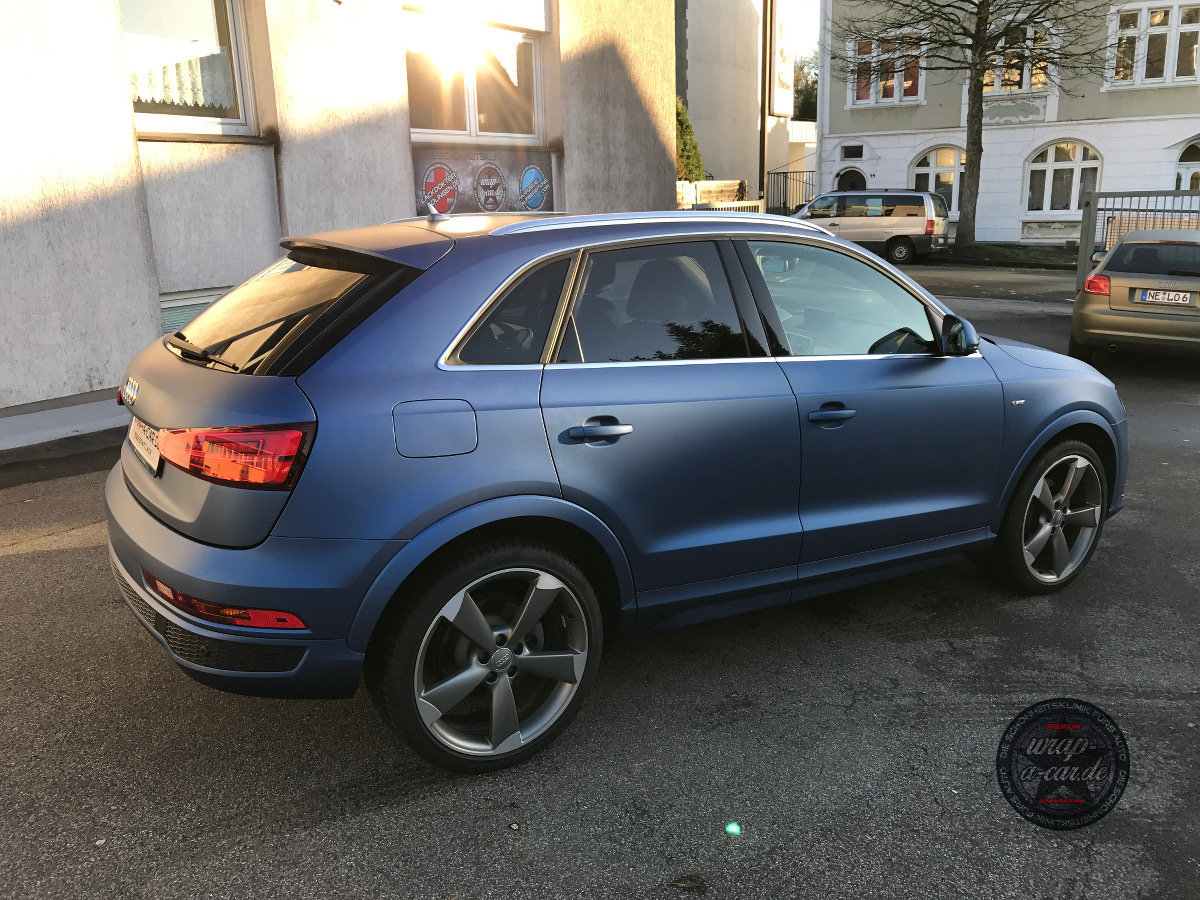 Audi Q 3 Folierung in blau matt - wrap-a-car